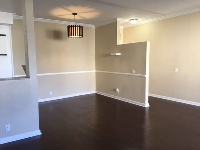 Photo - 11107 La Maida St Unit 109