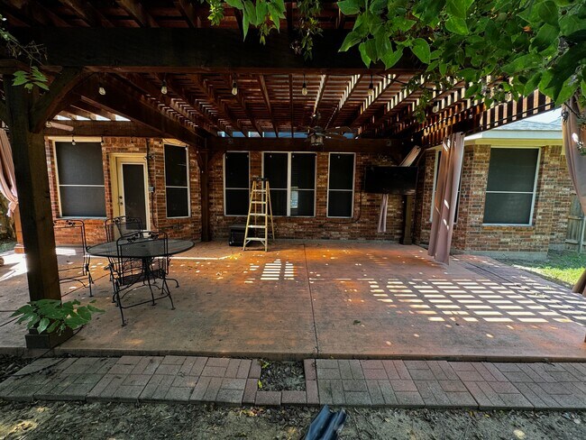 Photo - 505 Titleist Dr