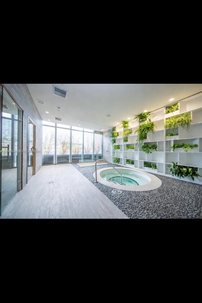 Photo - 45 SW 9th St Unit 1004