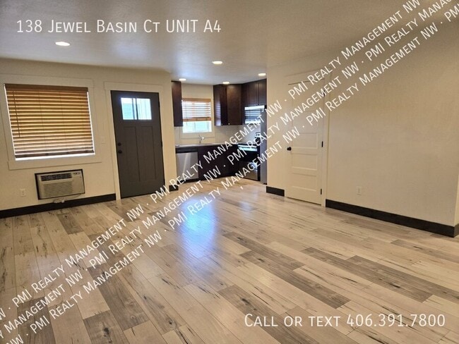 Building Photo - 138 Jewel Basin Ct Unit A4 Rental