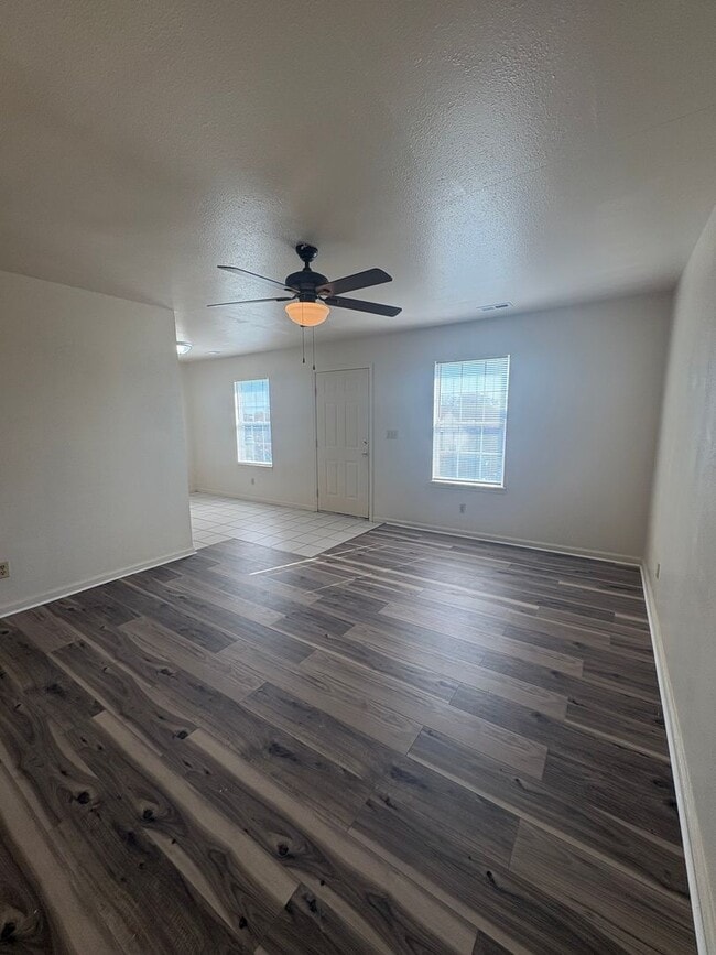 Photo - Cozy 2 Bedroom Duplex In Mount Sterling