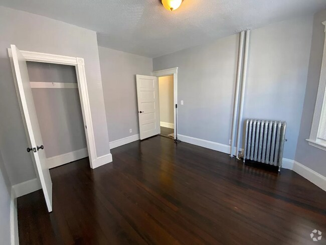 Building Photo - 58 Mansfield St Rental