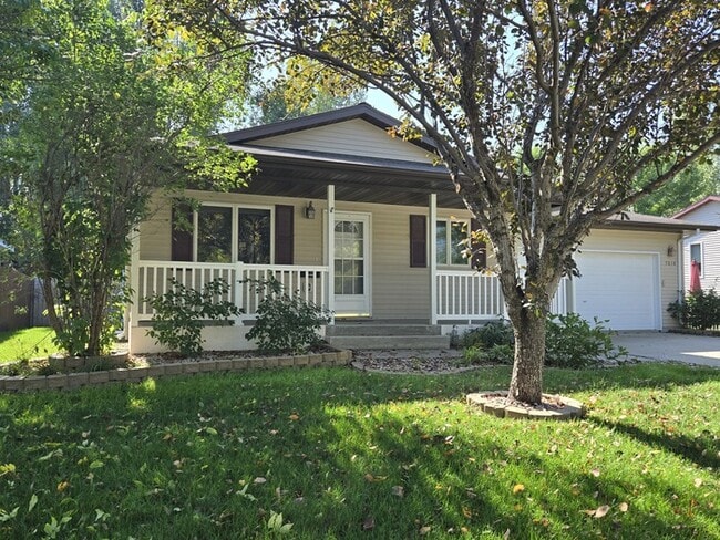 Building Photo - 5038 W Elm Ct Rental