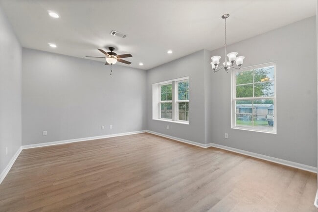 Photo - 16866 W Hammon