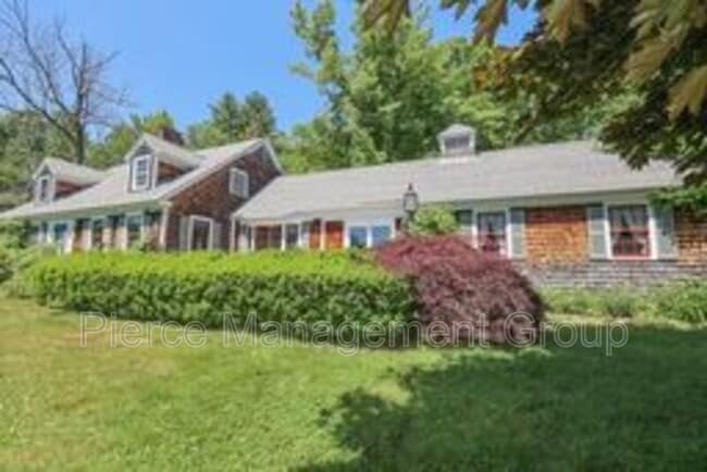 32 Morse Cir