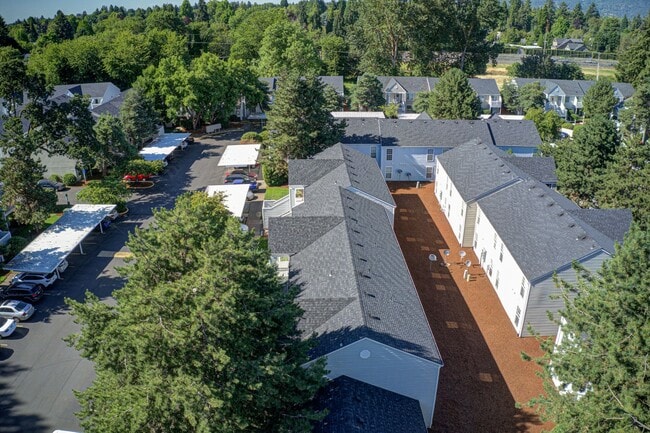PARKGROVE APARTMENTS