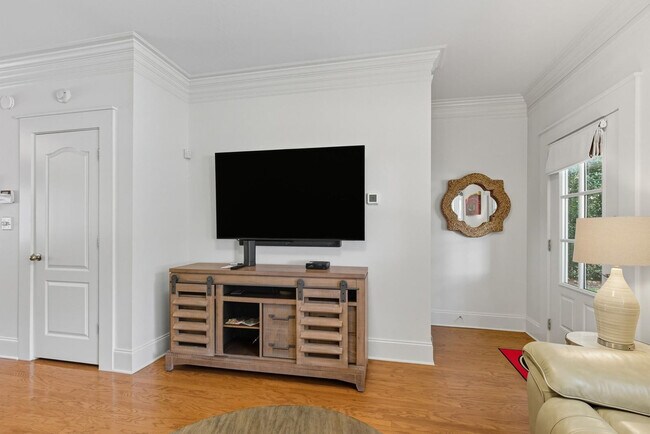 Photo - 4 Dearing St Unit ID1335911P