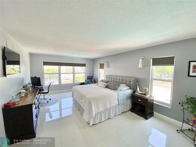 Photo - 3000 E Sunrise Blvd Unit 3C