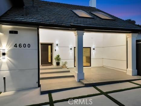 Photo - 4600 Poe Ave