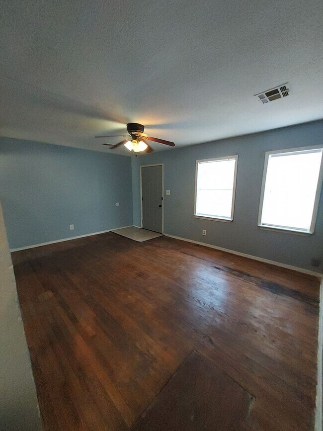 Photo - 3 bedroom 1 bath