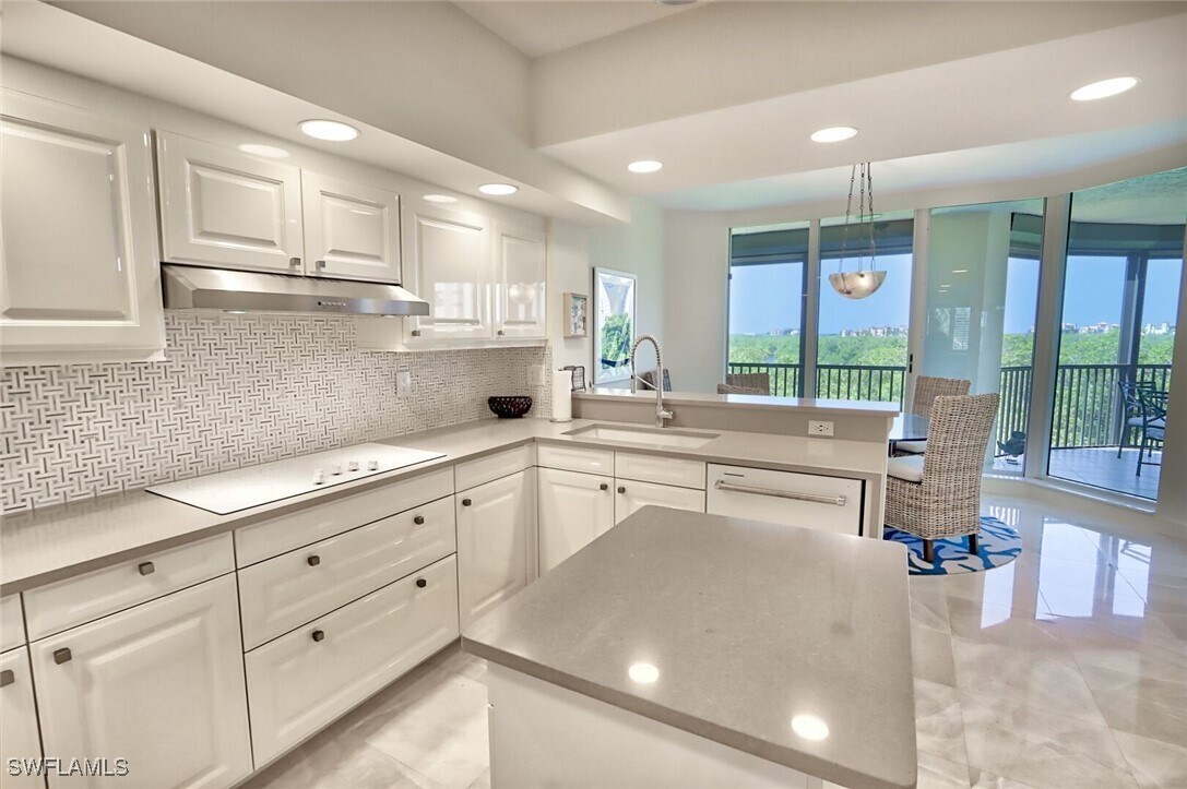 Photo - 8990 Bay Colony Dr Condo Unit 301