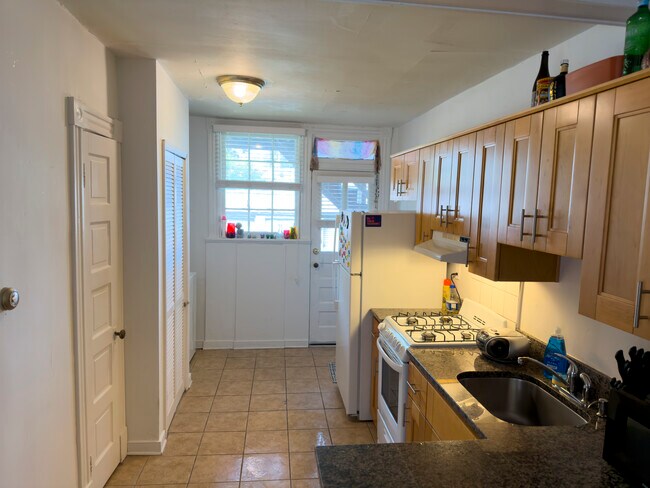Photo - 3204 Stuart Ave Unit B