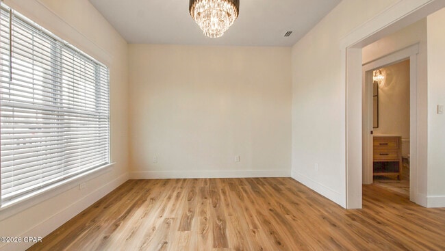 Photo - 319 N Gay Ave