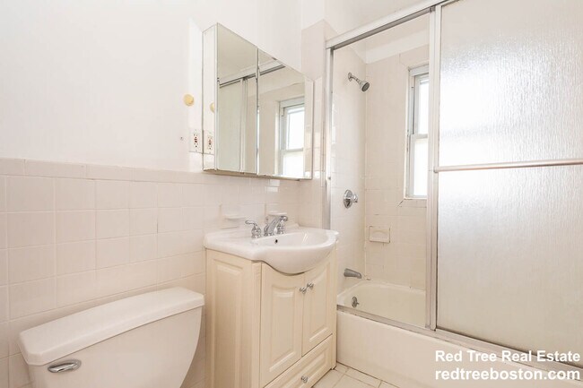 Photo - 600 Broadway Unit C