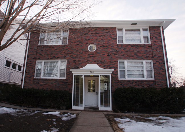 Photo - 220 N 32nd Ave Apartments