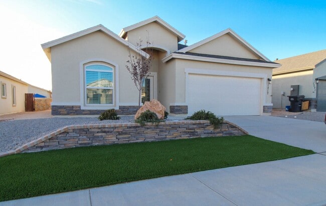 Building Photo - 1217 Golden Summer Pl