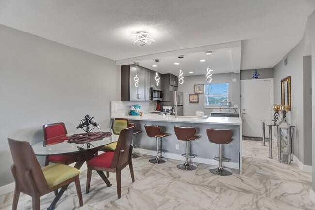 130 NE 26th Ave Unit 307