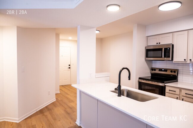 Photo - 103 E 28 Terrace Unit 11