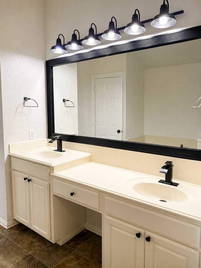 Photo - Charming Home in Coppell! LOCATION, LOCATION, LOCATION!