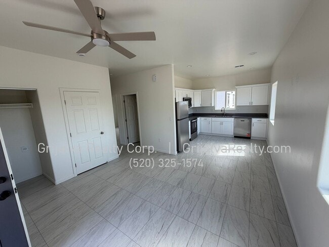 Photo - 4509 S 7th Ave Unit 02