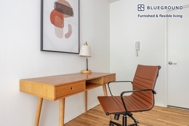 Photo - 434 W 19th St Unidad FL2-ID2020