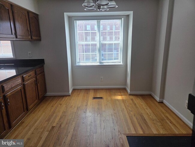 Photo - 1206 N Vernon St