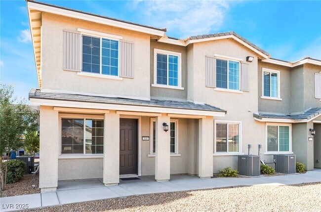 Building Photo - 5730 Sky Pointe Dr Rental