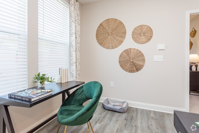 2BR, 2BA - 1237SF B2C - Elevate White Oak