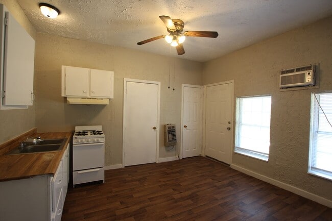Photo - Cozy 1 Bedroom, 1 Bath in Tyler!