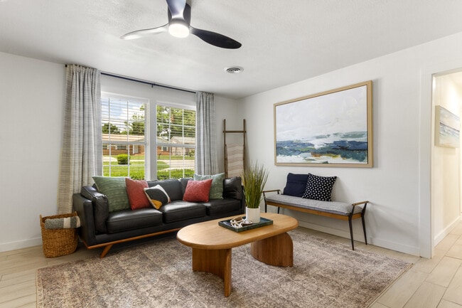 Photo - 4300 N 9th Ave