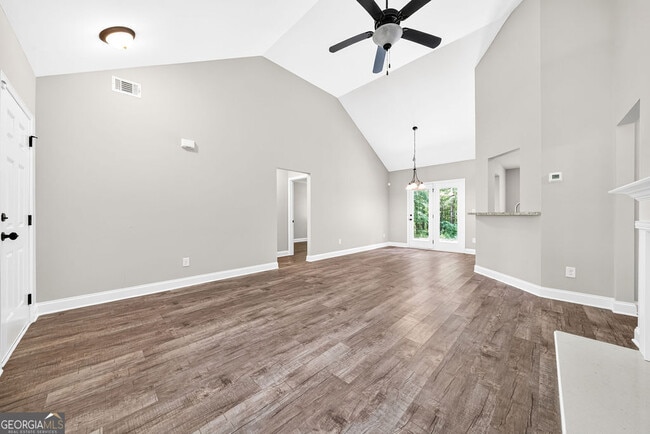 Photo - 2416 Scoggins Rd
