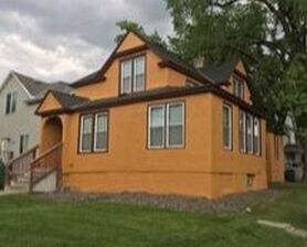 Building Photo - 1000 18th Ave SE Unit 2