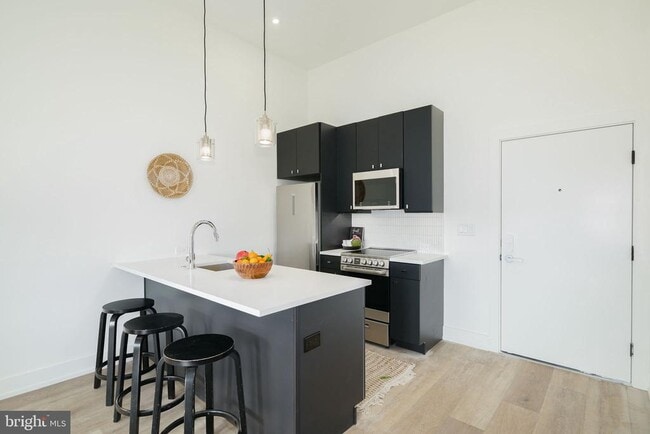 Photo - 5013 Springfield Ave Unit 515