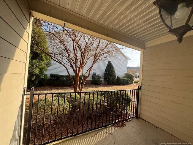 Photo - 381 Gallery Dr