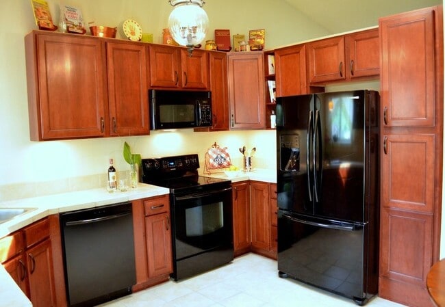 Photo - Elegant 4 BD/2.5 BA Home