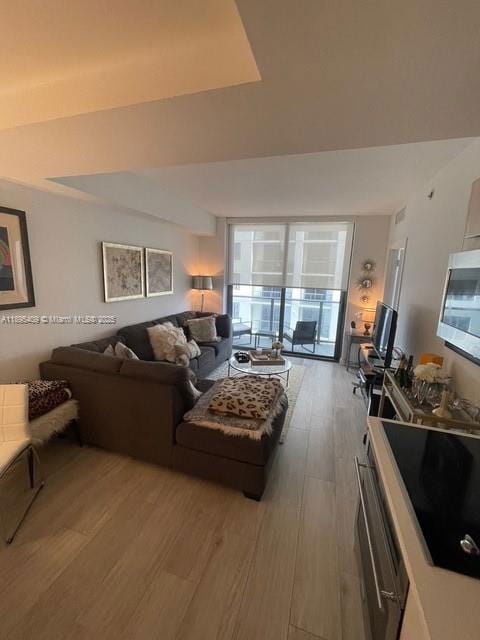 Photo - 55 SW 9th St
