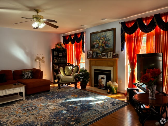 Building Photo - 9310 Myrtle Ave Rental