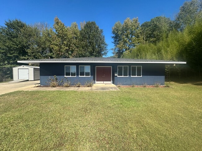 3 Bedroom, 2 Bath Home in Golden Springs - 3 Bedroom, 2 Bath Home in Golden Springs