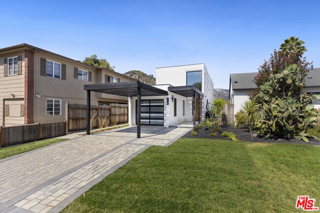 Building Photo - 4326 Edenhurst Ave
