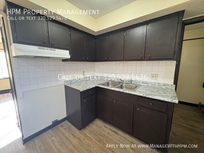 Photo - 3328 Bailey St NW