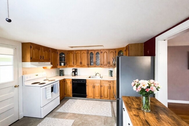 Photo - 30 Brookhaven Rd