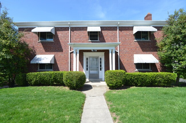 Photo - 6835 Plainfield Rd Unit 3