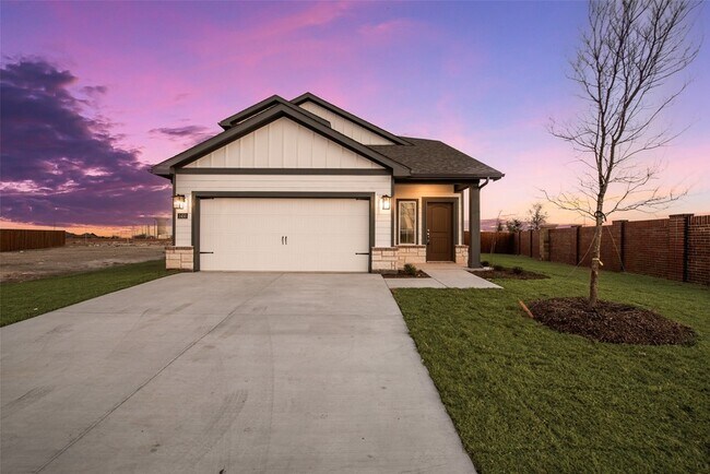 1452 Twin Frks Dr