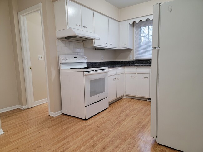 Photo - 1741 Chief Okemos Cir