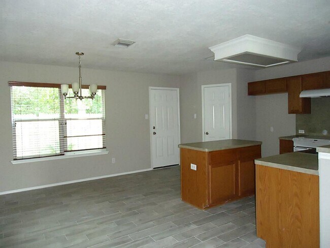 Photo - 18468 Sunrise Oaks Ct