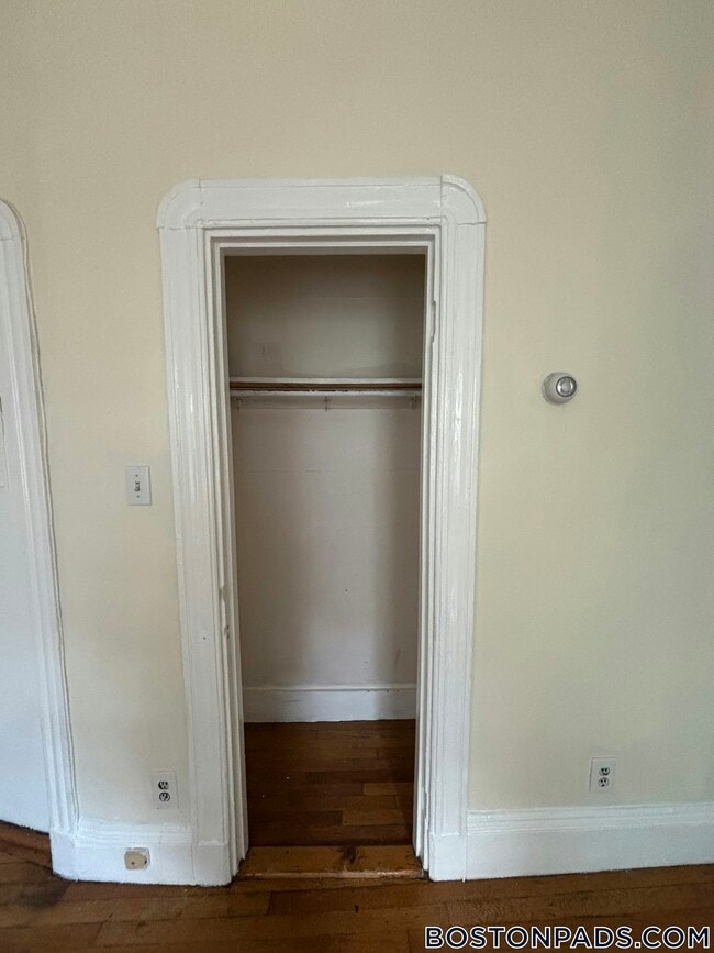 Photo - 41 Anderson St Unit 3-1