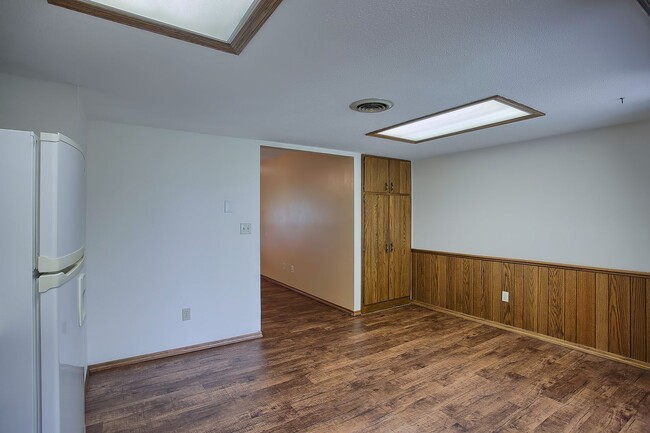 Photo - 2 Bedroom, 1.5 Bathroom Condo (AVAILABLE S...