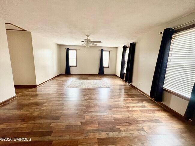 Photo - 13172 Post County Line Rd