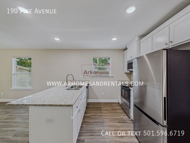 Photo - 190 Pike Ave