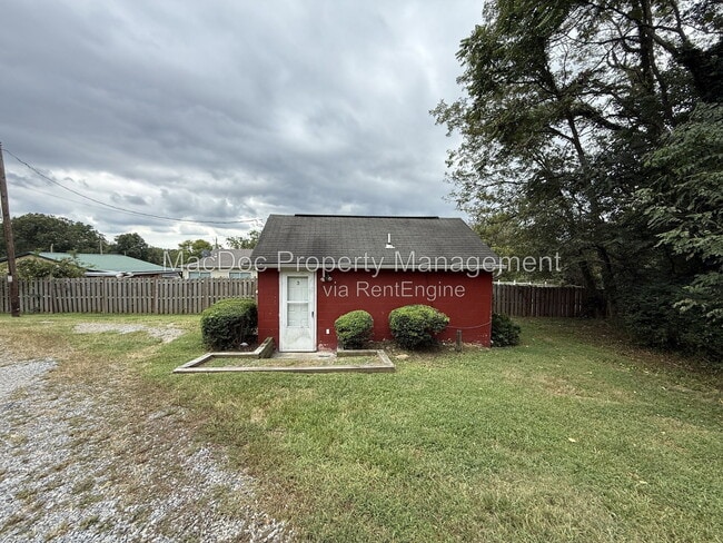 Building Photo - 181 Truslow Rd